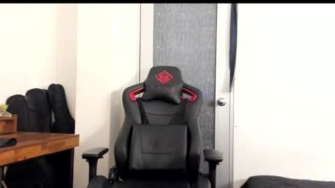 Logan online show from 09-15-25, 07:19