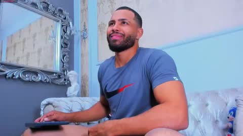 Snapshot of logansimmons chatting on 09-09-25, 02:00 U can call me Logan online show from 09-09-25, 02:00