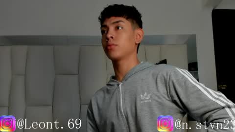 logantwink18 online show from 04-20-26, 01:25