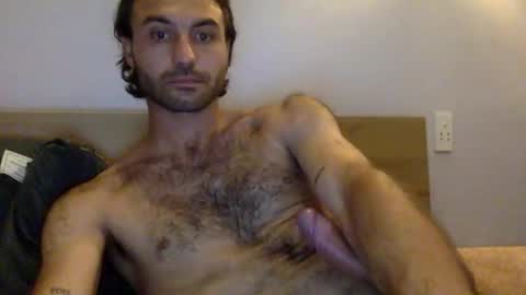 logeil27 online show from 11-03-25, 05:42