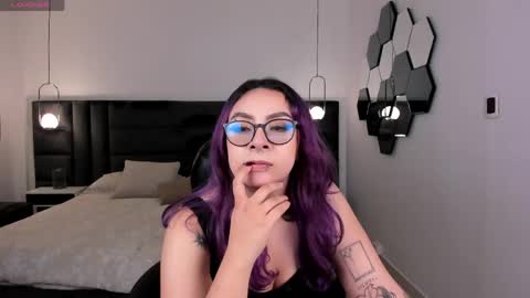 Snapshot of loiseharper chatting on 06-06-26, 07:07 Loise online show from 06-06-26, 07:07