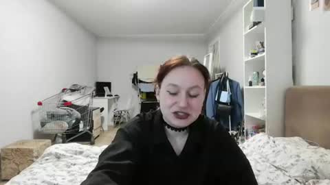 Snapshot of loiselovetto chatting on 06-25-26, 06:01 loiselovetto online show from 06-25-26, 06:01