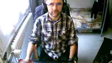 lokoum39 online show from 02-11-25, 11:21