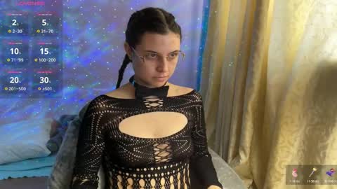 lola_aspis online show from 11-24-25, 03:50