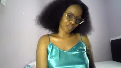 Lola Coco online show from 07-17-26, 05:47