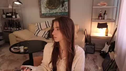 Lola online show from 07-05-26, 12:12