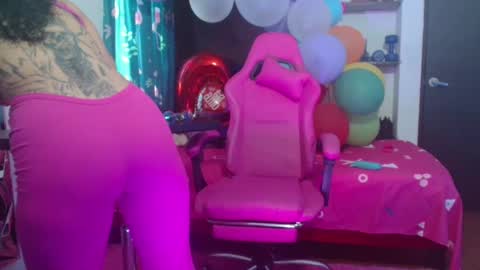 lola_fiery online show from 09-23-25, 01:25