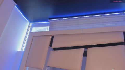 lola_js online show from 09-24-25, 09:18