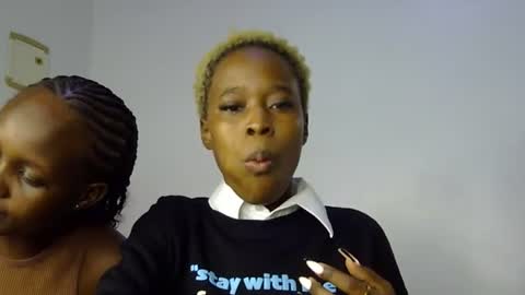 Snapshot of lola_seventy chatting on 07-27-26, 07:32 Lola online show from 07-27-26, 07:32