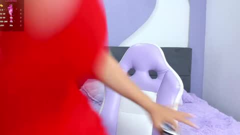 lola_sweeet18 online show from 05-18-26, 09:37