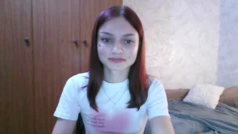 Snapshot of lola_sweetglow chatting on 07-27-26, 07:10 lola_sweetglow online show from 07-27-26, 07:10