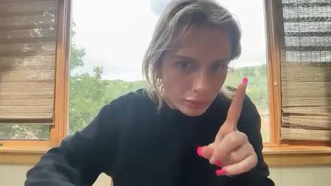 lolaa555 online show from 06-07-26, 08:56