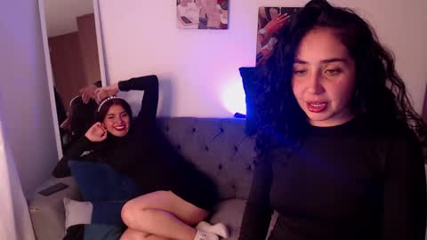 lolaandcamille online show from 02-25-25, 04:53