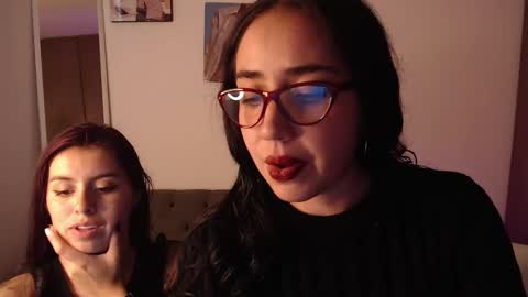 lolaandcamille online show from 02-26-25, 08:00