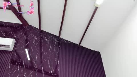 Lola Angel online show from 11-25-25, 08:20