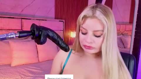 Snapshot of lolaangellx chatting on 07-26-26, 04:53 Lola Angel online show from 07-26-26, 04:53