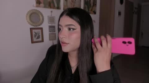 lolaasmith_21 online show from 10-23-25, 08:29