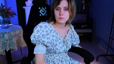 Snapshot of lolaasmus chatting on 01-23-25, 05:02 I consider myself the god Loki but life just calls me LOL online show from 01-23-25, 05:02