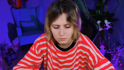 Snapshot of lolaasmus chatting on 02-14-25, 05:09 I consider myself the god Loki but life just calls me LOL online show from 02-14-25, 05:09