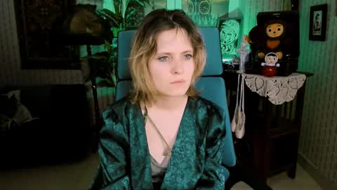 Snapshot of lolaasmus chatting on 02-19-25, 02:23 I consider myself the god Loki but life just calls me LOL online show from 02-19-25, 02:23