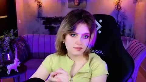 Snapshot of lolaasmus chatting on 02-25-25, 11:08 I consider myself the god Loki but life just calls me LOL online show from 02-25-25, 11:08