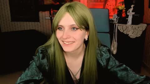 Snapshot of lolaasmus chatting on 02-26-25, 07:49 I consider myself the god Loki but life just calls me LOL online show from 02-26-25, 07:49