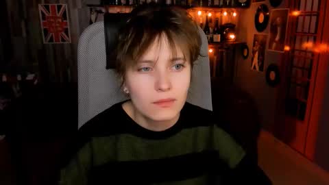 Snapshot of lolaasmus chatting on 02-13-26, 09:16 I consider myself the god Loki but life just calls me LOL online show from 02-13-26, 09:16