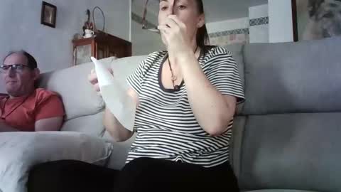 Snapshot of lolahueso chatting on 05-05-26, 02:14 LOLA HUESO y ERIC online show from 05-05-26, 02:14