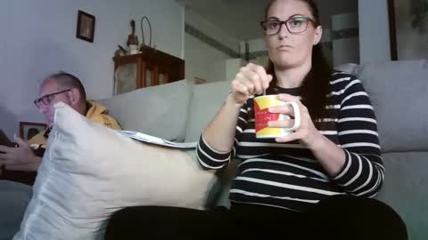 Snapshot of lolahueso chatting on 05-15-26, 02:35 LOLA HUESO y ERIC online show from 05-15-26, 02:35