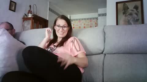Snapshot of lolahueso chatting on 05-17-26, 02:35 LOLA HUESO y ERIC online show from 05-17-26, 02:35