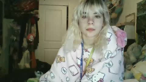 Lola Lixx online show from 12-27-24, 07:51