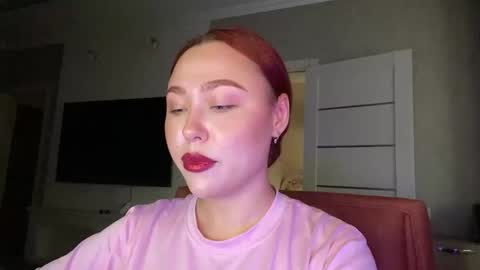 Lola online show from 09-16-25, 01:12