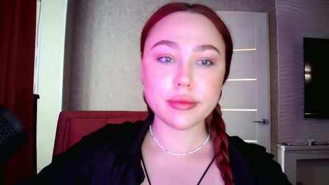 Lola online show from 09-17-25, 12:29