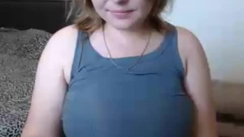 Snapshot of lolamyr chatting on 07-06-26, 06:21 kiss online show from 07-06-26, 06:21