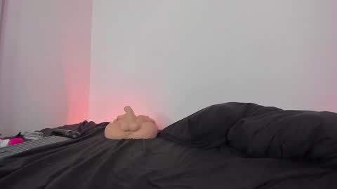 Lola online show from 01-01-25, 11:07