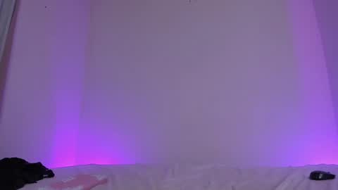 Lola online show from 02-07-25, 01:58