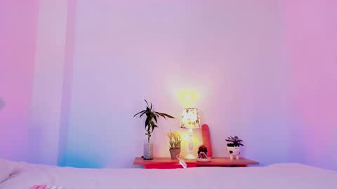 Lola online show from 03-12-25, 07:38