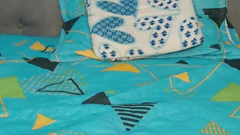 Lola online show from 02-13-25, 11:47