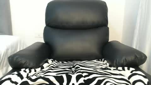 Lola online show from 03-09-25, 06:32