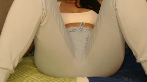 Lola online show from 10-10-25, 09:14