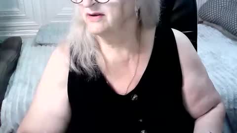 LolkaAlyss online show from 06-06-26, 06:51