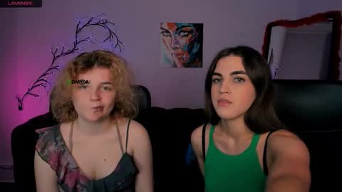 Snapshot of lolli_popsi chatting on 12-15-25, 01:15 lolli_popsi online show from 12-15-25, 01:15