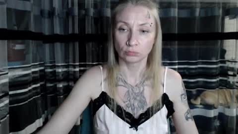 Lisa online show from 11-10-25, 06:18