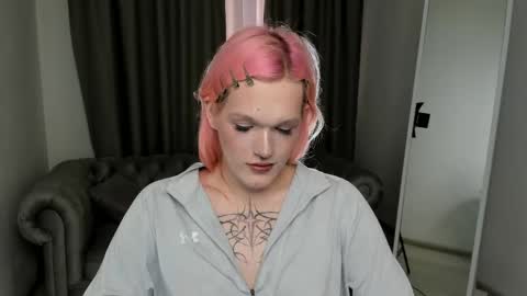 lollita online show from 05-06-26, 10:53