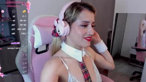 Lolly  online show from 01-13-25, 04:18