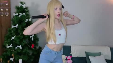 Snapshot of lollypollie chatting on 02-04-26, 02:28 Lolly online show from 02-04-26, 02:28