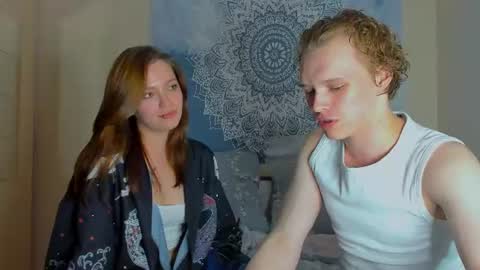 Snapshot of lolnoillimsary chatting on 07-02-26, 08:37 Nelis online show from 07-02-26, 08:37