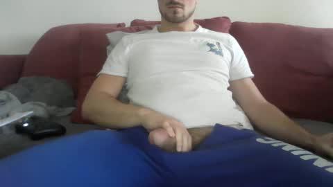 Snapshot of lolo3064 chatting on 02-02-25, 10:02 lolo3064 online show from 02-02-25, 10:02