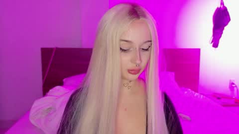 Snapshot of lolykari chatting on 05-01-26, 12:32 Kari online show from 05-01-26, 12:32