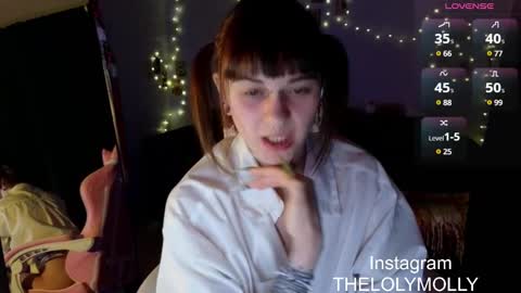 Snapshot of lolymolli chatting on 02-20-25, 05:18 Molli online show from 02-20-25, 05:18